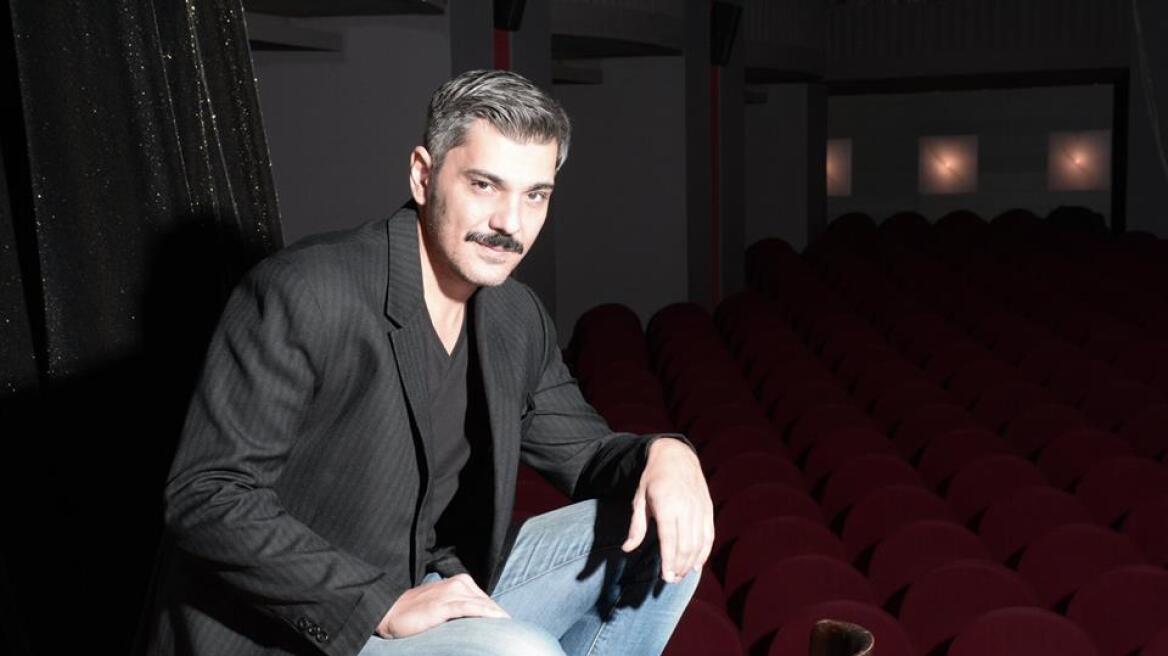 Ο ηθοποιός Κωνσταντίνος Κακούρης εξηγεί: Μάγκας θα πει φιλότιμο, μάγκας θα πει δερβίσης